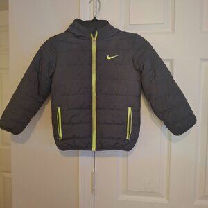 Nike Boys Puffer Jacket Size 7L Gray Neon Zip Hooded Lightweight Coat